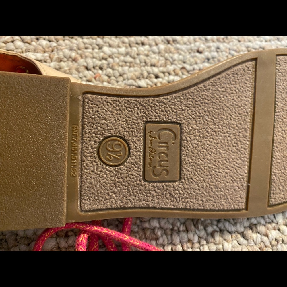 Circus by Sam Edelman Open toe sandal gold heart - Picture 4 of 7
